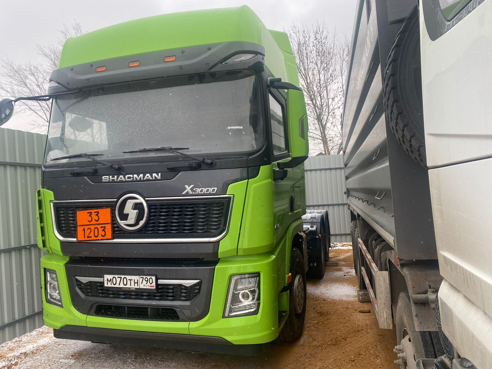 Shacman (Shaanxi) SX* 6x4 Седельный тягач