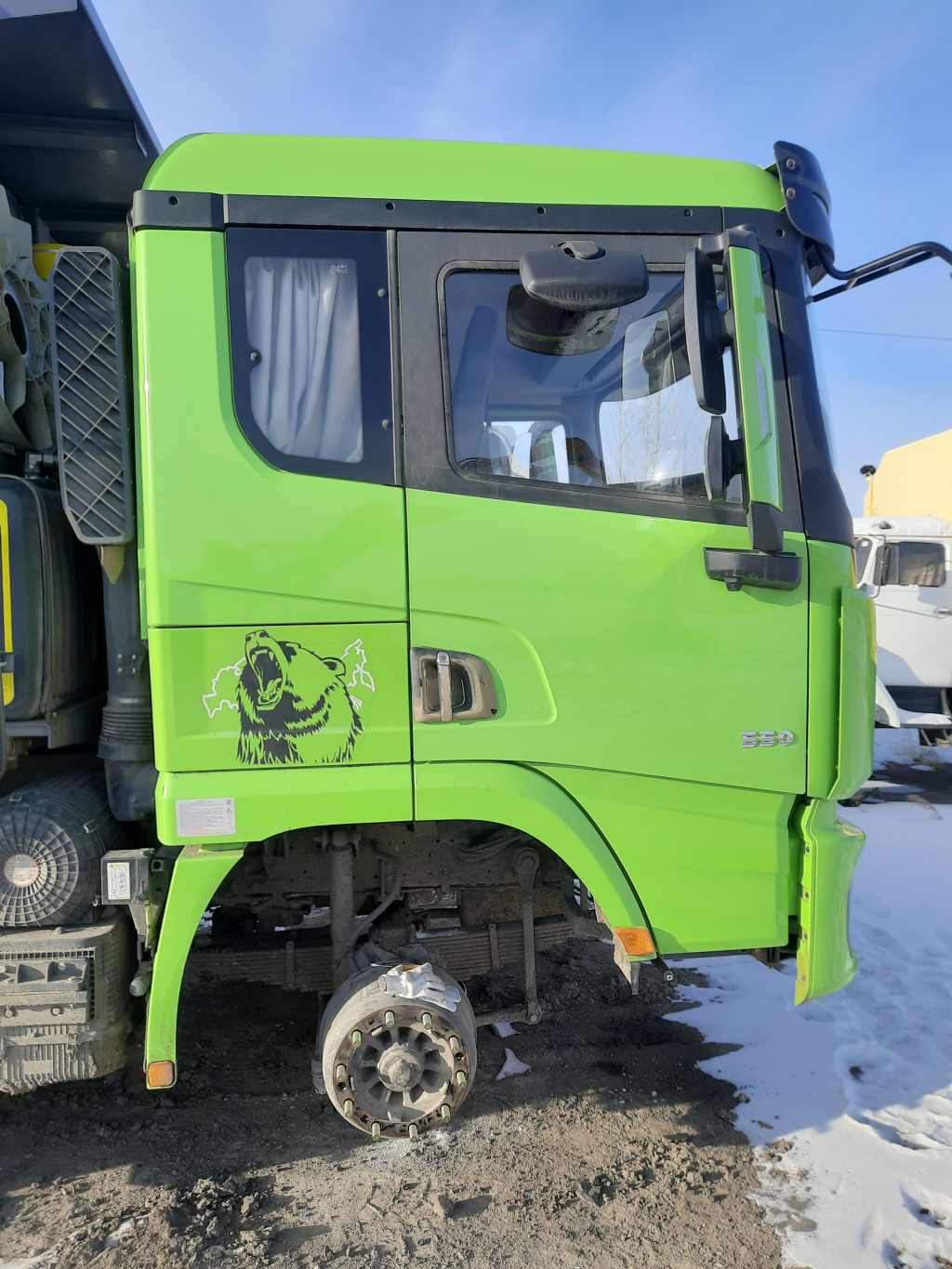 Shacman (Shaanxi) SX* 8x4 Самосвал Shacman (Shaanxi) SX* 8x4 Самосвал