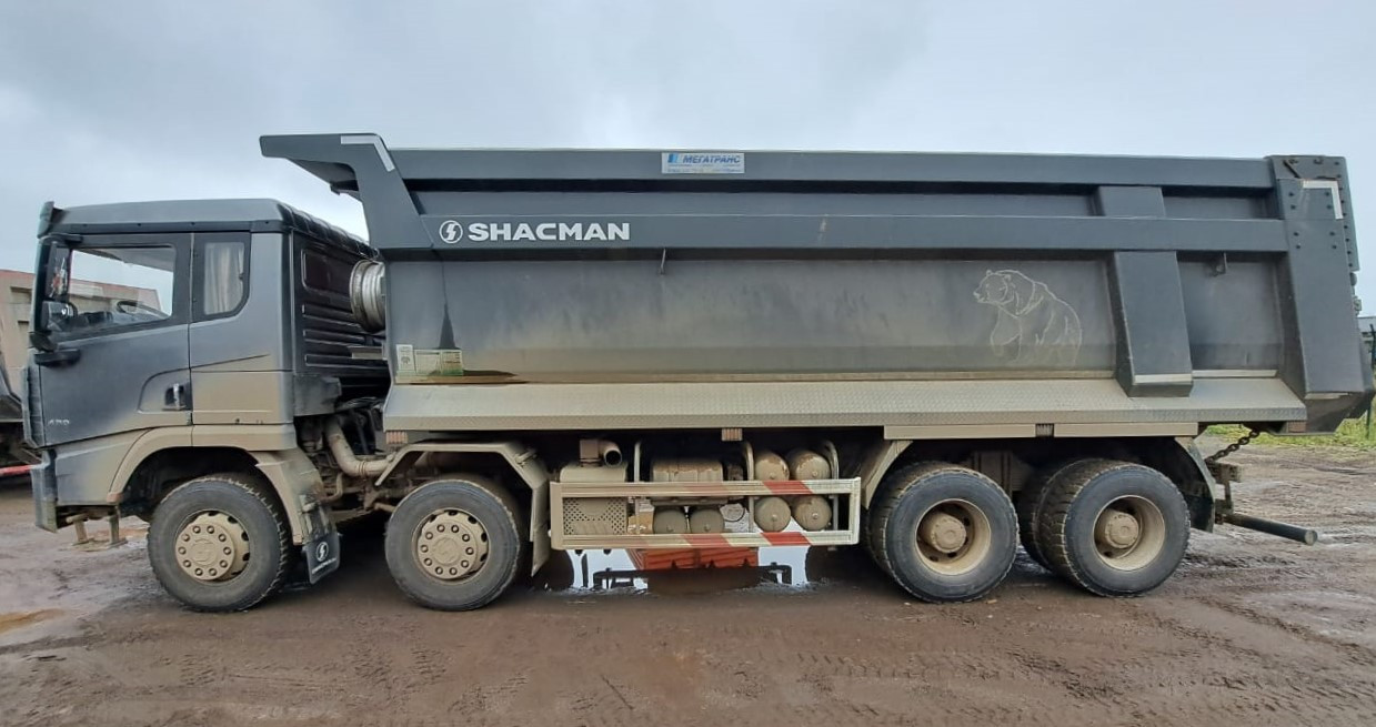 Shacman (Shaanxi) SX* 8x4 Самосвал