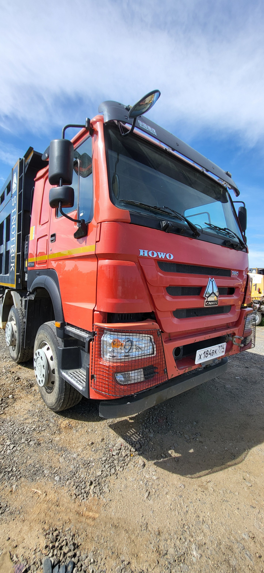 Howo ZZ* 8x4 Самосвал