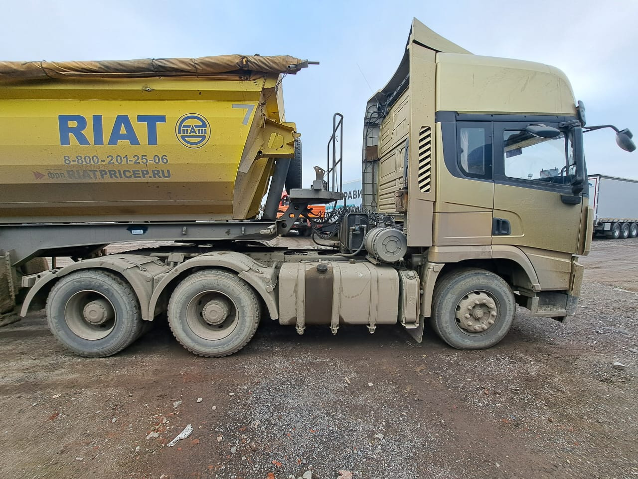 Shacman (Shaanxi) SX* 6x4 Седельный тягач Shacman (Shaanxi) SX* 6x4 Седельный тягач