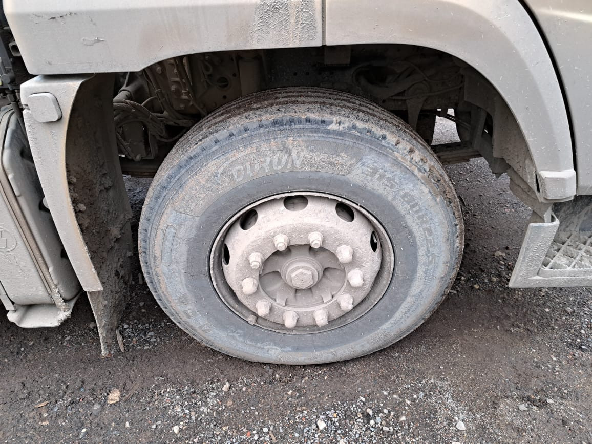 Shacman (Shaanxi) SX* 6x4 Седельный тягач Shacman (Shaanxi) SX* 6x4 Седельный тягач