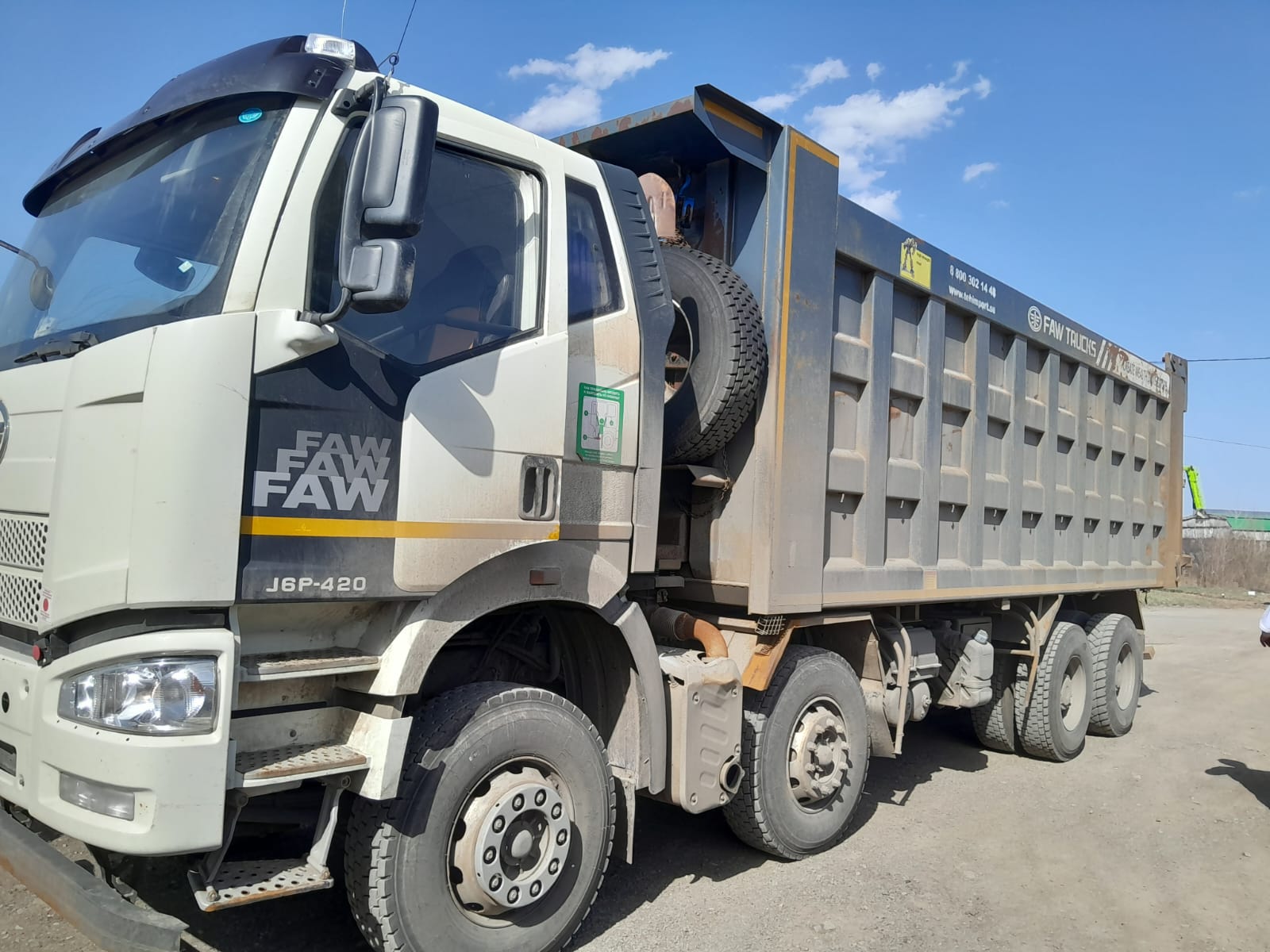 FAW CA 3310 8x4 Самосвал FAW CA 3310 8x4 Самосвал