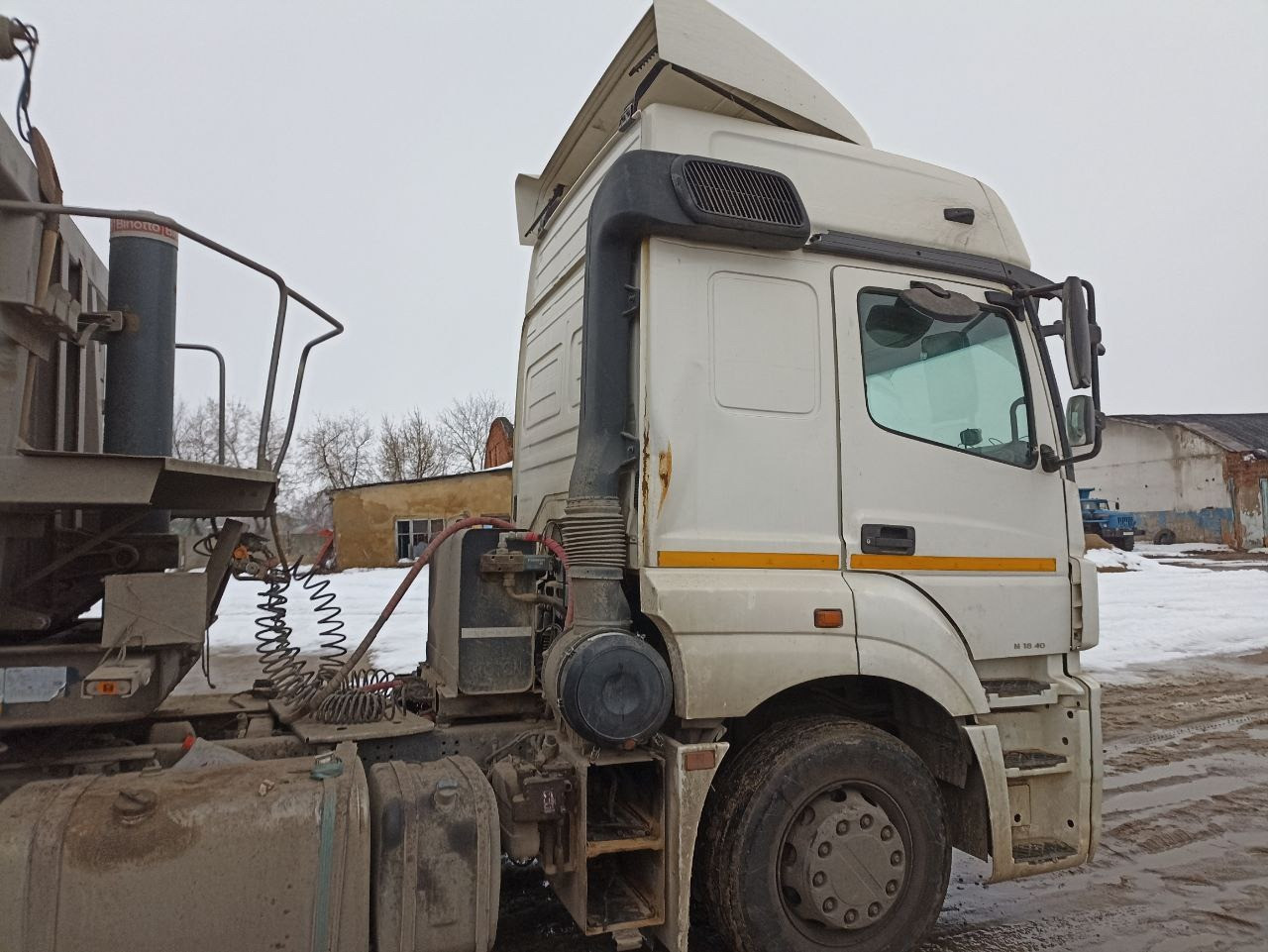 КамАЗ 5490 4x2 Седельный тягач
