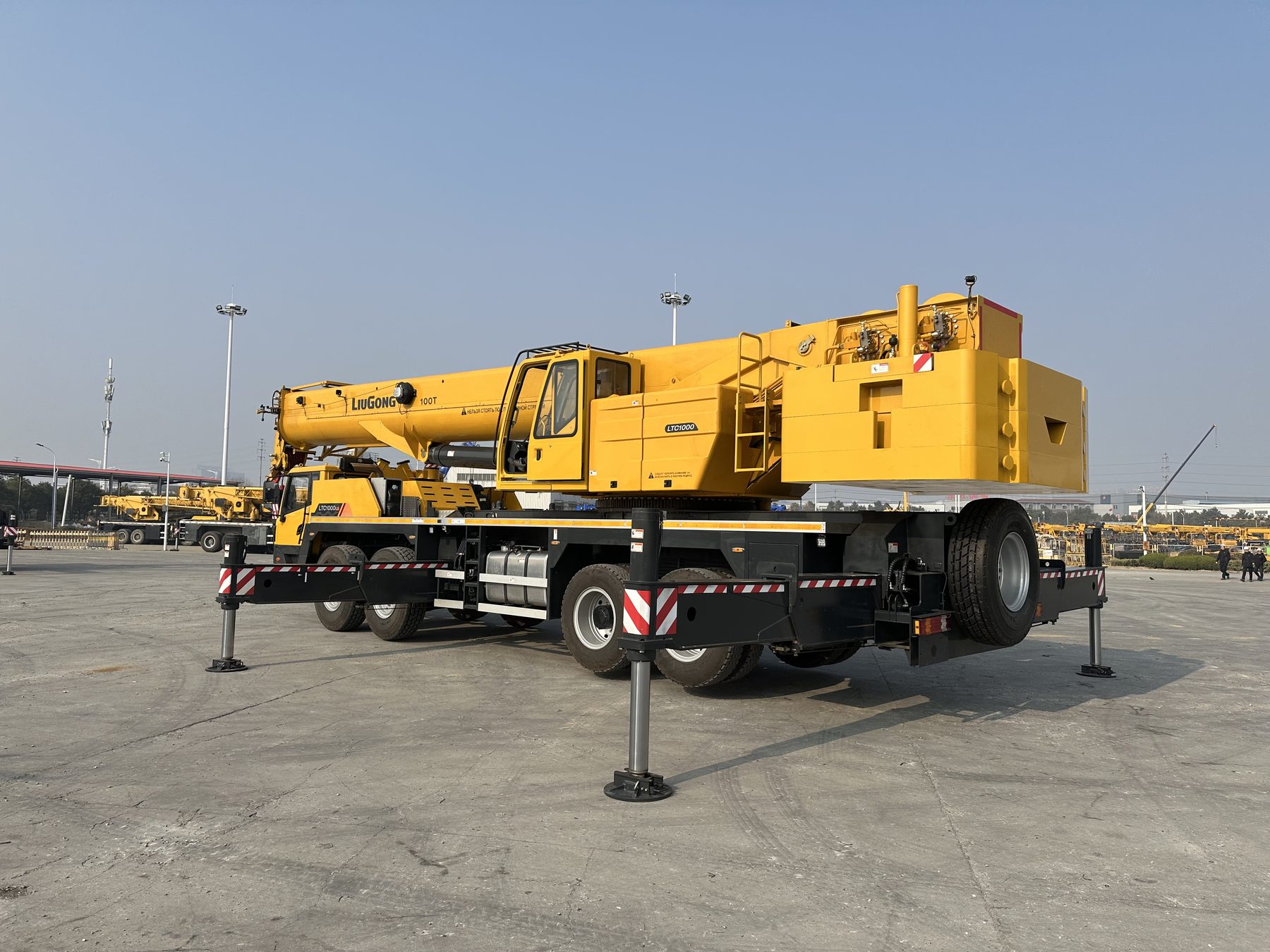 Автокран LiuGong LTC1000L5