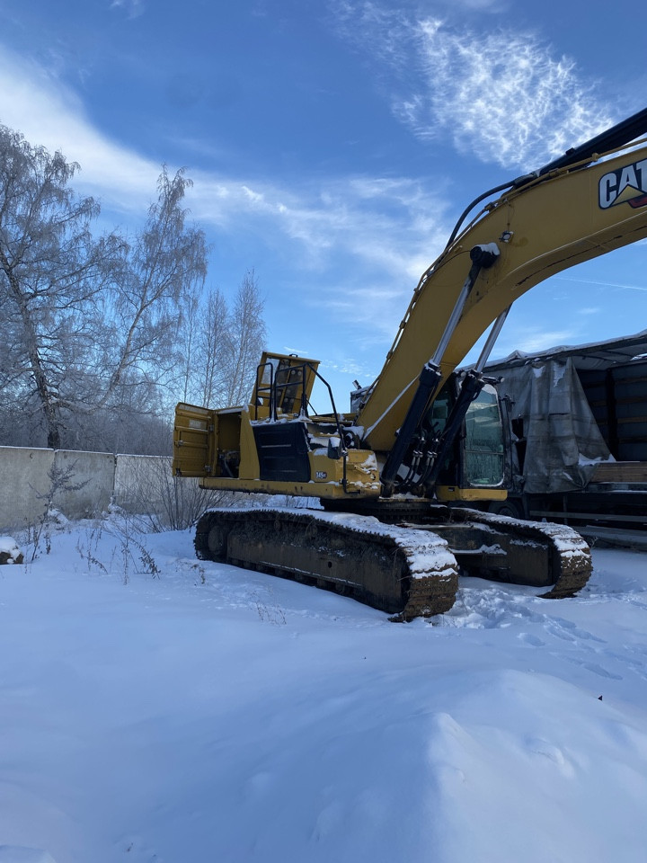 Caterpillar 345 Экскаватор