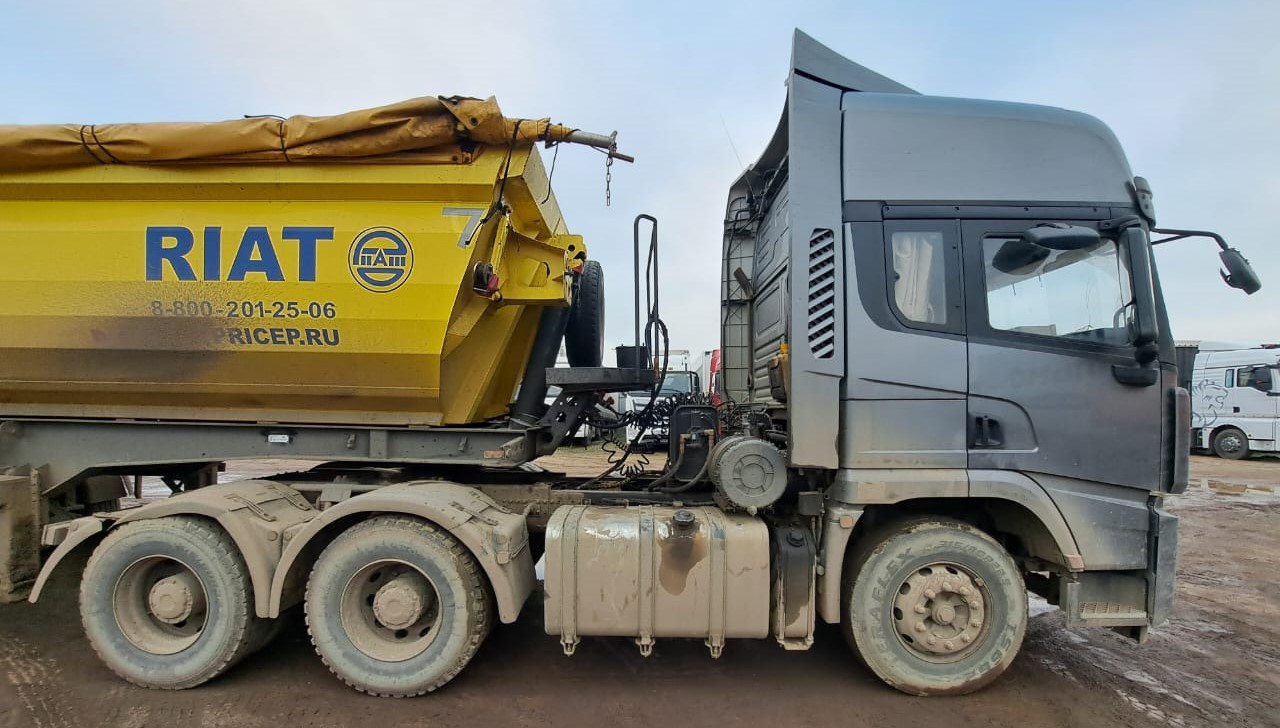 Shacman (Shaanxi) SX* 6x4 Седельный тягач Shacman (Shaanxi) SX* 6x4 Седельный тягач