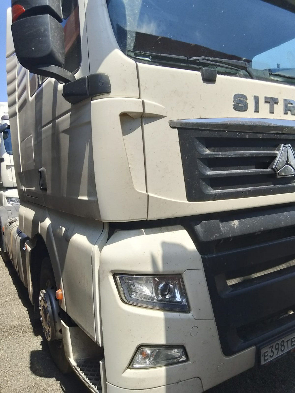 SITRAK C7H 4x2 Седельный тягач SITRAK C7H 4x2 Седельный тягач
