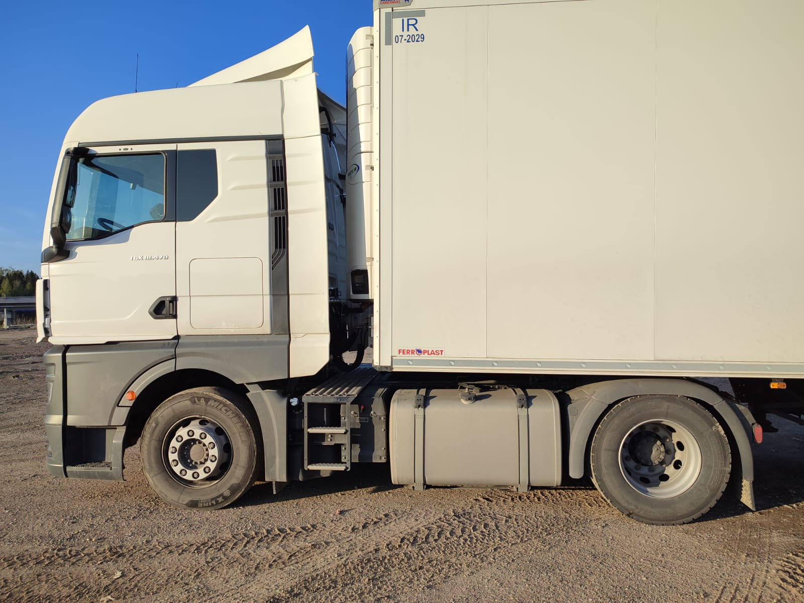 MAN TGX 4X2 Седельный тягач MAN TGX 4X2 Седельный тягач