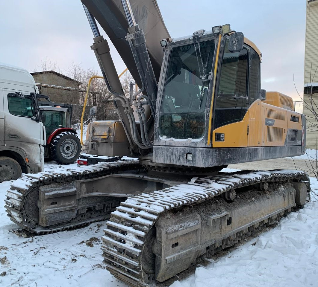 Volvo EC480* Экскаватор