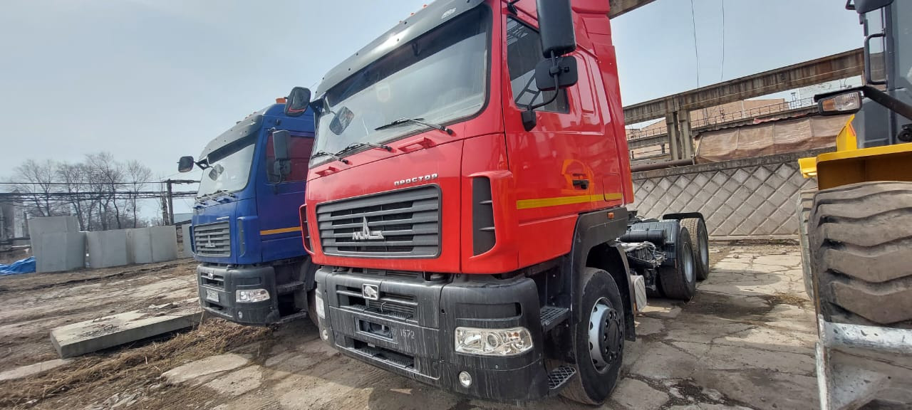 МАЗ 6430 6x4 Седельный тягач МАЗ 6430 6x4 Седельный тягач