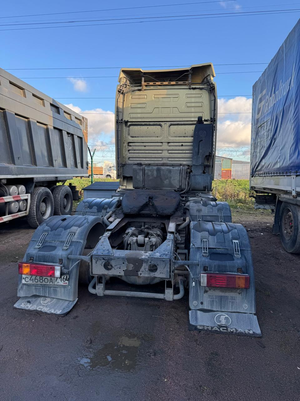 Shacman (Shaanxi) SX* 6x4 Седельный тягач