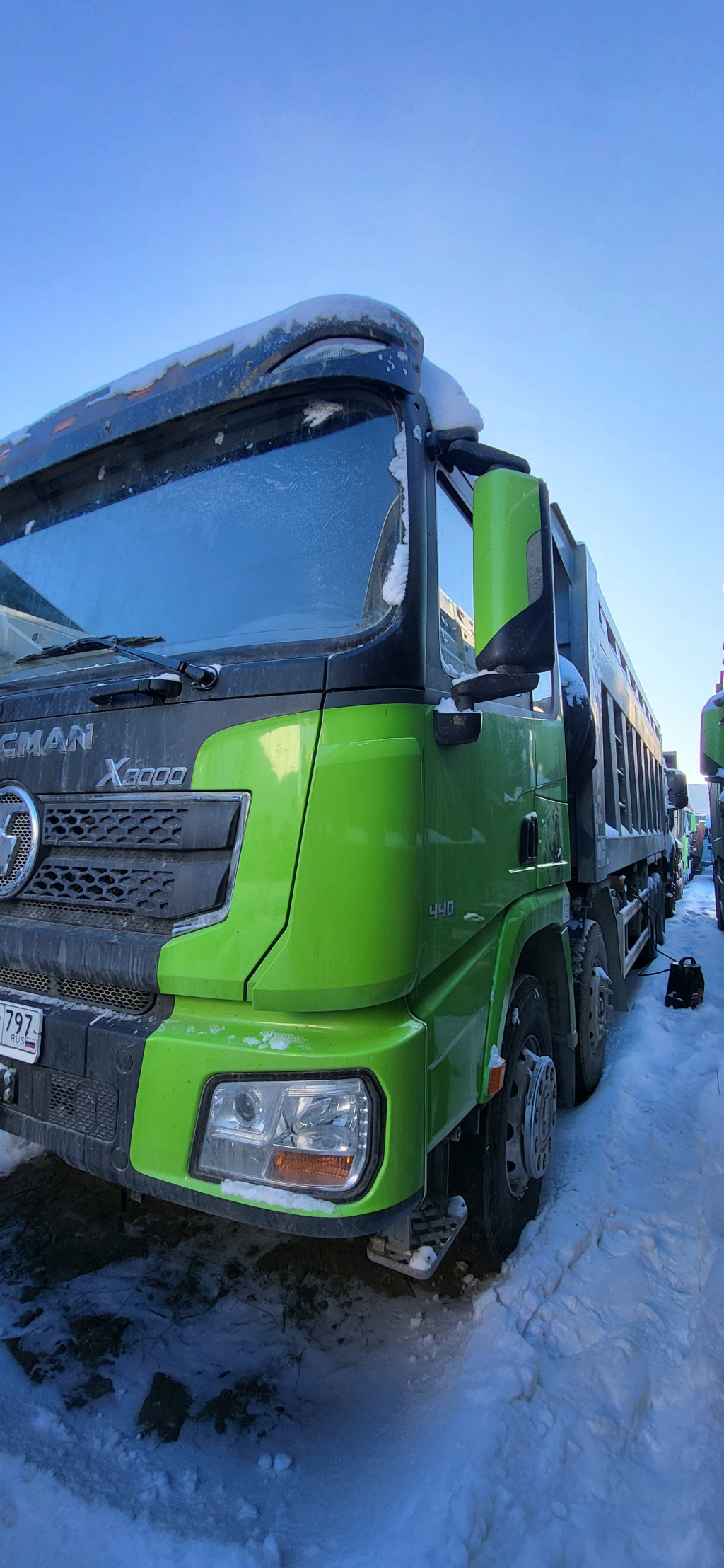 Shacman (Shaanxi) SX* 8x4 Самосвал